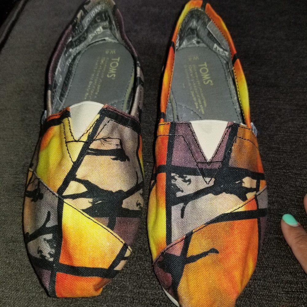 Toms shoes